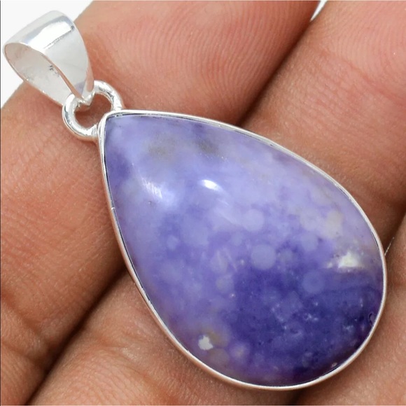 Shelly Boutique Jewelry - BOUTIQUE TIFFANY STONE 925 STERLING SILVER PENDANT